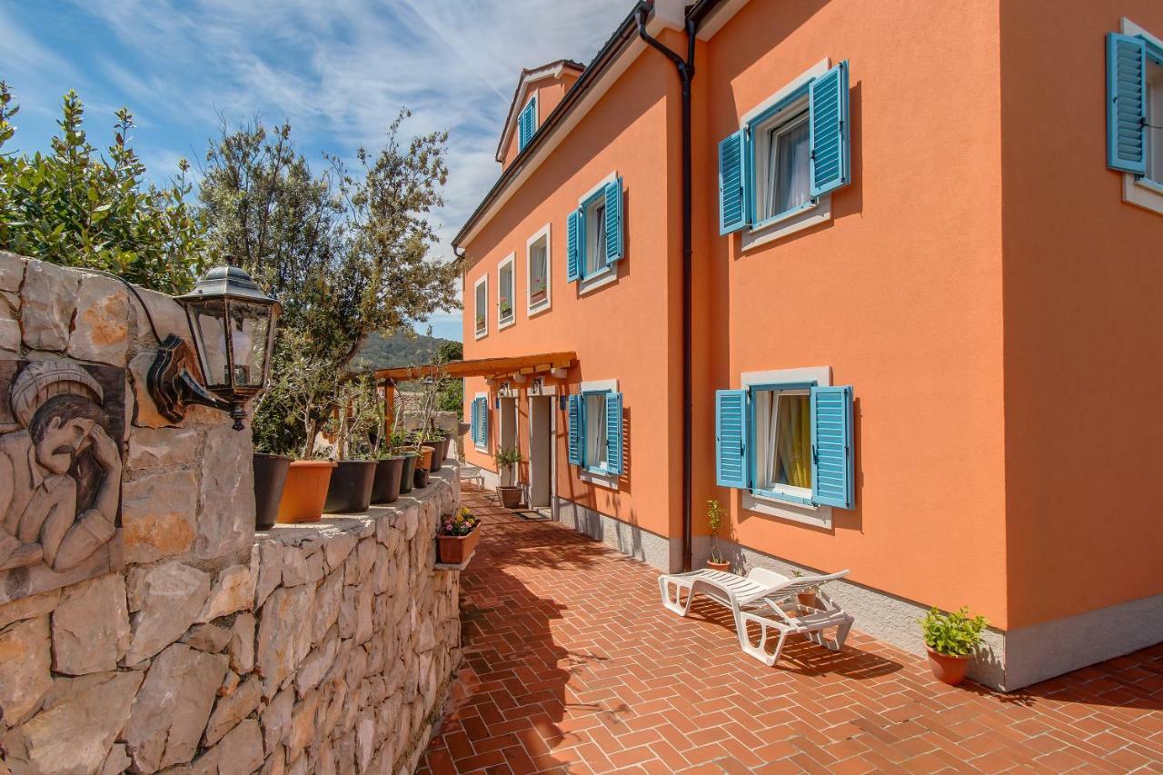 Apartmani Villa Casper Вели-Лошинь Экстерьер фото